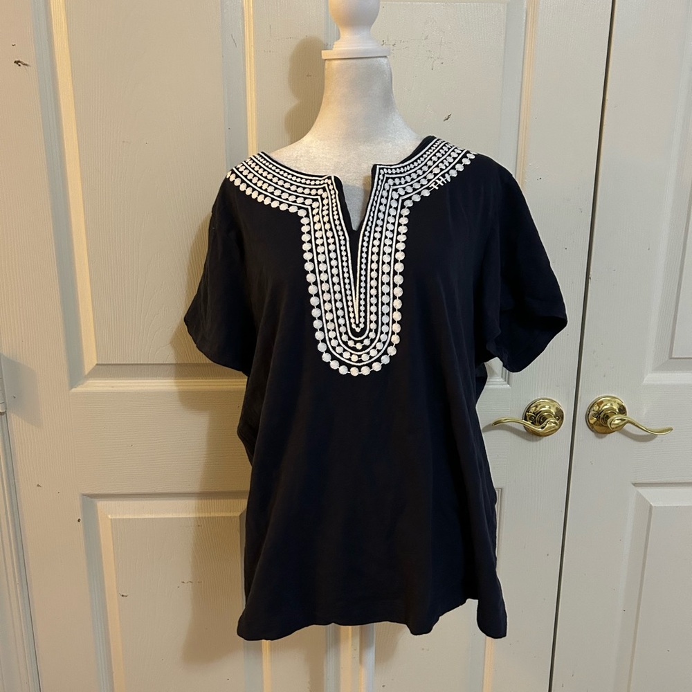 Tommy Hilfiger navy and white tee, 1X